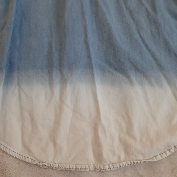 SO Girls Large Chambray Ombre Hooded Shirt - Picture 3 of 9